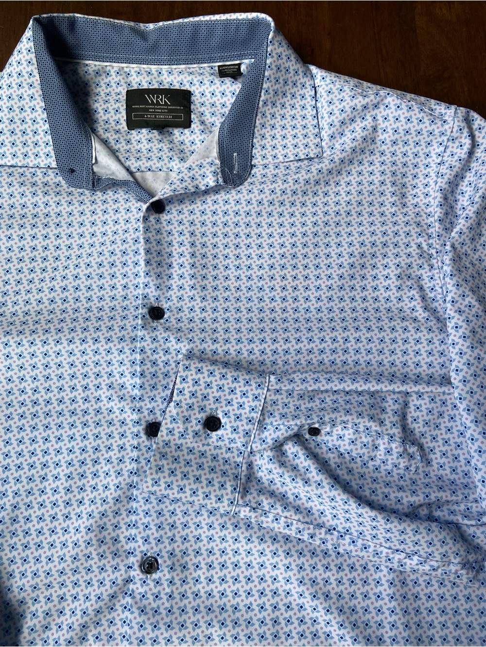 WRK 4-Way Stretch Button Down Shirt Mens Size 18 Blue Geometric